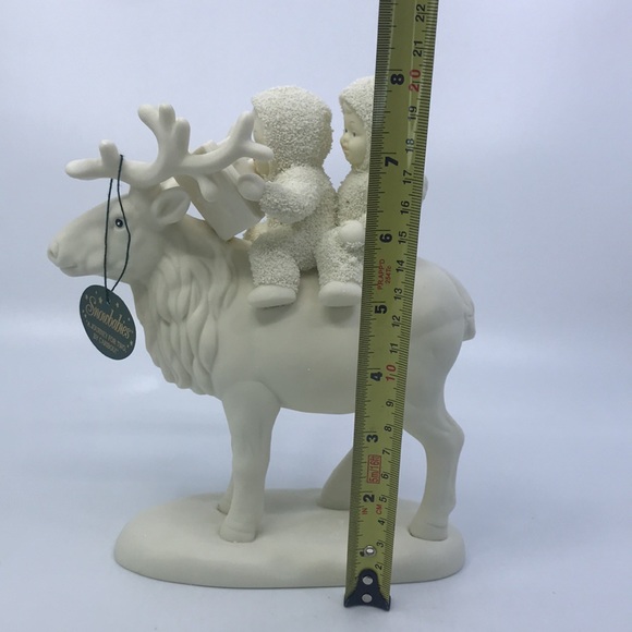 Department 56 Snowbabies “A Journey For Two By Caribou” - Picture 9 of 16